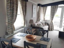Blue Dolphin Holiday Park - Holiday Accommodation 8128 - North Yorkshire (incl. Whitby) - 1189134 - thumbnail photo 19