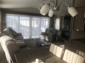 Seashore Holiday Park - Holiday Accommodation 8168 - Norfolk - 1189137 - thumbnail photo 1