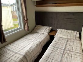 Perran Sands - Holiday Accommodation 8182 - Cornwall - 1189138 - thumbnail photo 12