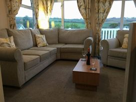 Praa Sands Holiday Park - Holiday Accommodation 8186 - Cornwall - 1189139 - thumbnail photo 2