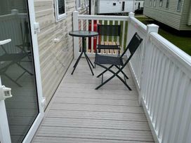 Caister Holiday Park - Holiday Accommodation 8272 - Norfolk - 1189144 - thumbnail photo 5