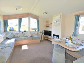 Perran Sands - Holiday Accommodation 8302 - Cornwall - 1189150 - thumbnail photo 5