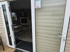 Golden Sands - Holiday Accommodation 8309 - Lincolnshire - 1189152 - thumbnail photo 1