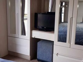 Golden Sands - Holiday Accommodation 8353 - Lincolnshire - 1189154 - thumbnail photo 1