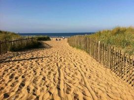 Golden Sands - Holiday Accommodation 8353 - Lincolnshire - 1189154 - thumbnail photo 4