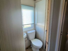 Golden Sands - Holiday Accommodation 8353 - Lincolnshire - 1189154 - thumbnail photo 14