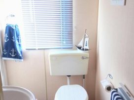 Cleethorpes Beach Holiday Park - Holiday Accommodation 8370 - Lincolnshire - 1189155 - thumbnail photo 6