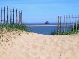 Cleethorpes Beach Holiday Park - Holiday Accommodation 8370 - Lincolnshire - 1189155 - thumbnail photo 7