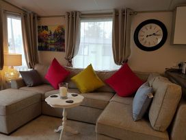 Hafan y Mor Haven - Holiday Accommodation 8421 - North Wales - 1189160 - thumbnail photo 2
