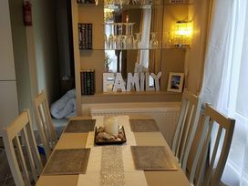 Hafan y Mor Haven - Holiday Accommodation 8421 - North Wales - 1189160 - thumbnail photo 3