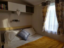 Hafan y Mor Haven - Holiday Accommodation 8421 - North Wales - 1189160 - thumbnail photo 8