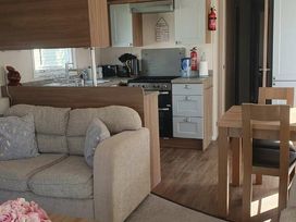 Littlesea Holiday Park - Holiday Accommodation 8450 - Dorset - 1189164 - thumbnail photo 4