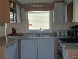 Littlesea Holiday Park - Holiday Accommodation 8450 - Dorset - 1189164 - thumbnail photo 5
