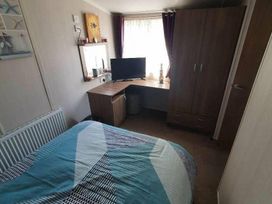 Littlesea Holiday Park - Holiday Accommodation 8450 - Dorset - 1189164 - thumbnail photo 6