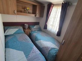 Littlesea Holiday Park - Holiday Accommodation 8450 - Dorset - 1189164 - thumbnail photo 7