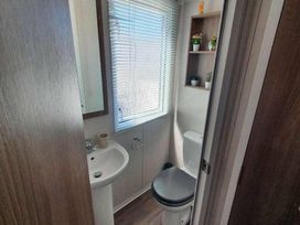 Littlesea Holiday Park - Holiday Accommodation 8450 - Dorset - 1189164 - thumbnail photo 11