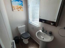 Littlesea Holiday Park - Holiday Accommodation 8450 - Dorset - 1189164 - thumbnail photo 10