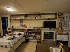 Combe Haven Holiday Park - Holiday Accommodation 8475 - Kent & Sussex - 1189168 - thumbnail photo 6