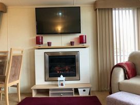 Borwick Lakes - Holiday Accommodation 8595 - Lake District - 1189178 - thumbnail photo 2