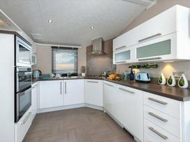 Ty Mawr Holiday Park - Holiday Accommodation 8600 - North Wales - 1189180 - thumbnail photo 9