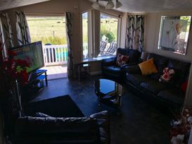 Ty Mawr Holiday Park - Holiday Accommodation 8600 - North Wales - 1189180 - thumbnail photo 11