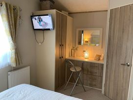 Primrose Valley Holiday Park - Holiday Accommodation 8630 - North Yorkshire (incl. Whitby) - 1189181 - thumbnail photo 8