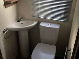 Weeley Bridge Holiday Park - Holiday Accommodation 8674 - Suffolk & Essex - 1189183 - thumbnail photo 9