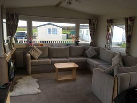 Ty Mawr Holiday Park - Holiday Accommodation 8712 - North Wales - 1189189 - thumbnail photo 3