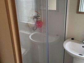 Ty Mawr Holiday Park - Holiday Accommodation 8712 - North Wales - 1189189 - thumbnail photo 7