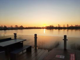 Tattershall Lakes Country Park - Holiday Accommodation 8722 - Lincolnshire - 1189190 - thumbnail photo 13