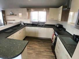 Camber Sands Holiday Park - Holiday Accommodation 8771 - Kent & Sussex - 1189197 - thumbnail photo 10