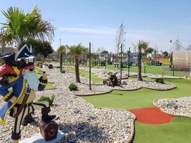 Camber Sands Holiday Park - Holiday Accommodation 8771 - Kent & Sussex - 1189197 - thumbnail photo 18