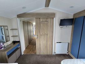 Golden Sands - Holiday Accommodation 8774 - Lincolnshire - 1189198 - thumbnail photo 5