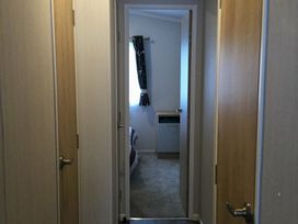 Flamingo Land Holiday Park - Holiday Accommodation 8838 - North Yorkshire (incl. Whitby) - 1189205 - thumbnail photo 5