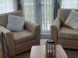 Searivers Caravan Park - Holiday Accommodation 8852 - Mid Wales - 1189208 - thumbnail photo 3