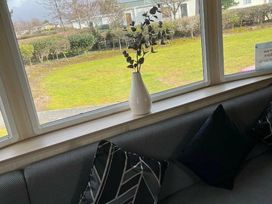 Greenacres Holiday Park - Holiday Accommodation 89 - North Wales - 1189212 - thumbnail photo 5