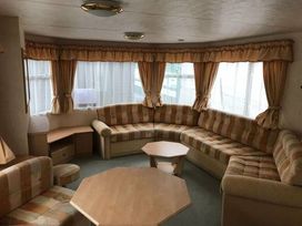 Trimingham House Caravan Park - Holiday Accommodation 8974 - Norfolk - 1189217 - thumbnail photo 9