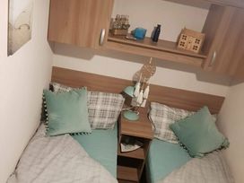 Lido Beach Holiday Park - Holiday Accommodation 9040 - North Wales - 1189220 - thumbnail photo 3