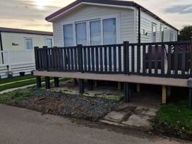 Lido Beach Holiday Park - Holiday Accommodation 9040 - North Wales - 1189220 - thumbnail photo 8