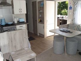 Waterside, Paignton - Holiday Accommodation 9102 - Devon - 1189223 - thumbnail photo 4