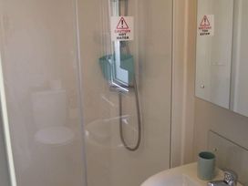 Waterside, Paignton - Holiday Accommodation 9102 - Devon - 1189223 - thumbnail photo 11