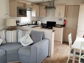 Hoburne Blue Anchor - Holiday Accommodation 9156 - Devon - 1189226 - thumbnail photo 2