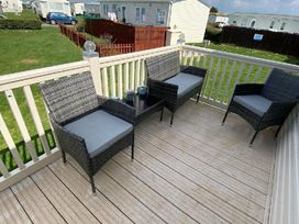 West Sands - Holiday Accommodation 9171 - Hampshire - 1189228 - thumbnail photo 8