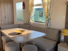 St Andrews Holiday Park - Holiday Accommodation 9197 - Scottish Lowlands - 1189229 - thumbnail photo 7