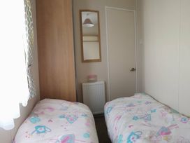 Pendine Sands - Holiday Accommodation 9203 - South Wales - 1189230 - thumbnail photo 2