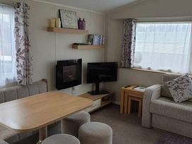 Kiln Park Holiday Park - Holiday Accommodation 9240 - South Wales - 1189232 - thumbnail photo 3