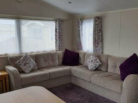 Kiln Park Holiday Park - Holiday Accommodation 9240 - South Wales - 1189232 - thumbnail photo 4