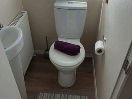 Kiln Park Holiday Park - Holiday Accommodation 9240 - South Wales - 1189232 - thumbnail photo 9