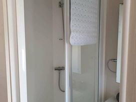 Kiln Park Holiday Park - Holiday Accommodation 9240 - South Wales - 1189232 - thumbnail photo 11