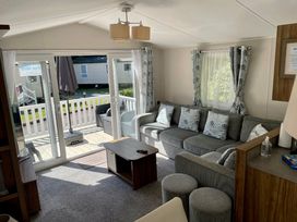 Kiln Park Holiday Park - Holiday Accommodation 9279 - South Wales - 1189234 - thumbnail photo 3